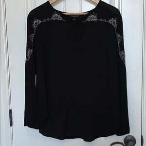Rock & Republic L Black Long-Sleeve Peasant Top with Silver Beaded Embroidery